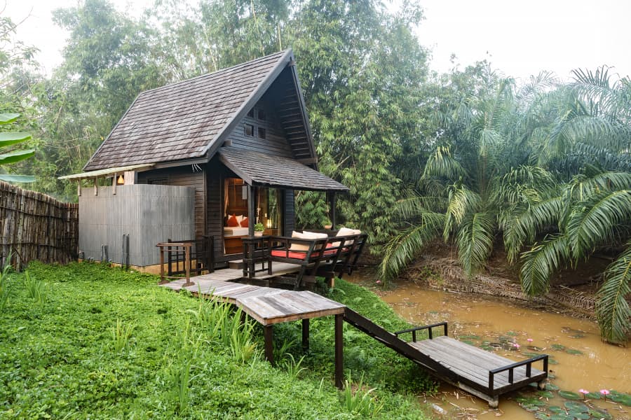 Baan Bueng Bua