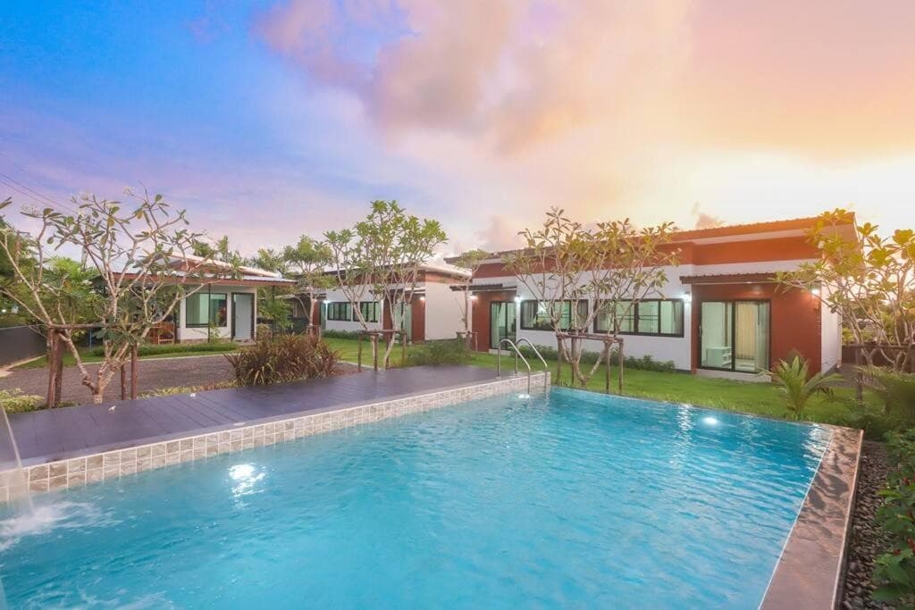 Chill Home Pool Villa